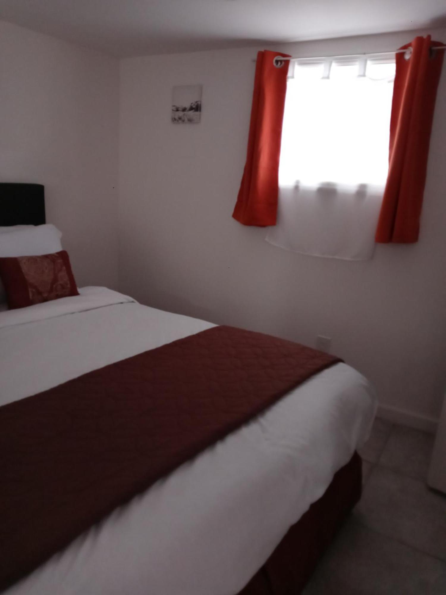 Apartamento "Cozy Basement Retreat Just 40 Minutes To Nyc!" Irvington Exterior foto